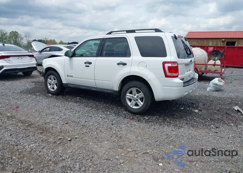 2011 Ford Escape Hybrid z USA, uszkodzony, nr VIN 1FMCU5K35BKB92993